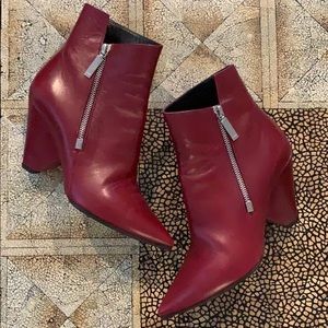 Saint Laurent Niki Leather Ankle Boots (size 7.5)